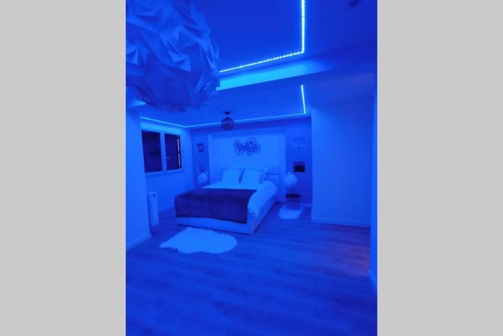 Nid D'amour Baignoire/jacuzzi Appartamento